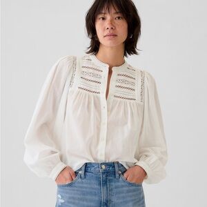 🤍🤍 GAP Lace-Trim Shirt- size XS 🤍🤍